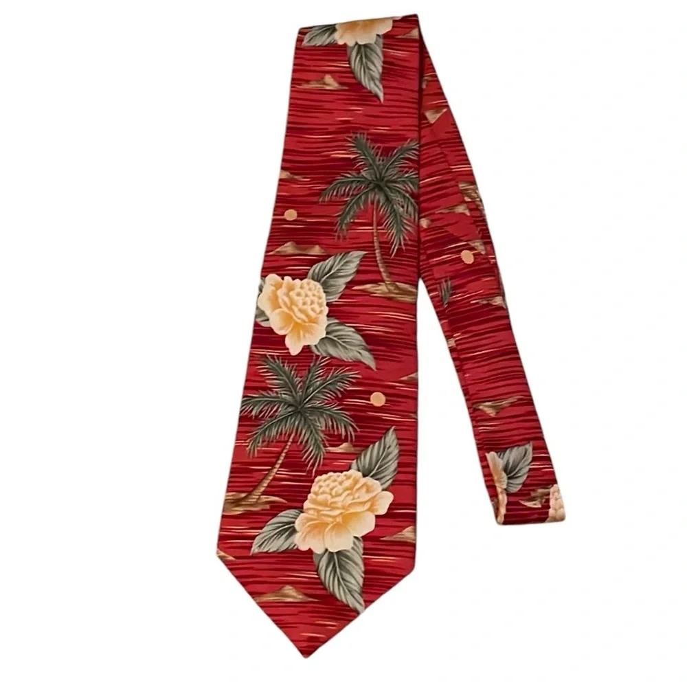 Tommy Bahama‎ 100% Silk tropical necktie. New with tags. Palm trees and flowers.